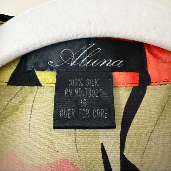 Aluna | 100% Silk Button Front Blouse Top Leopard Animal Floral Jungle Size 16 - Picture 3 of 9